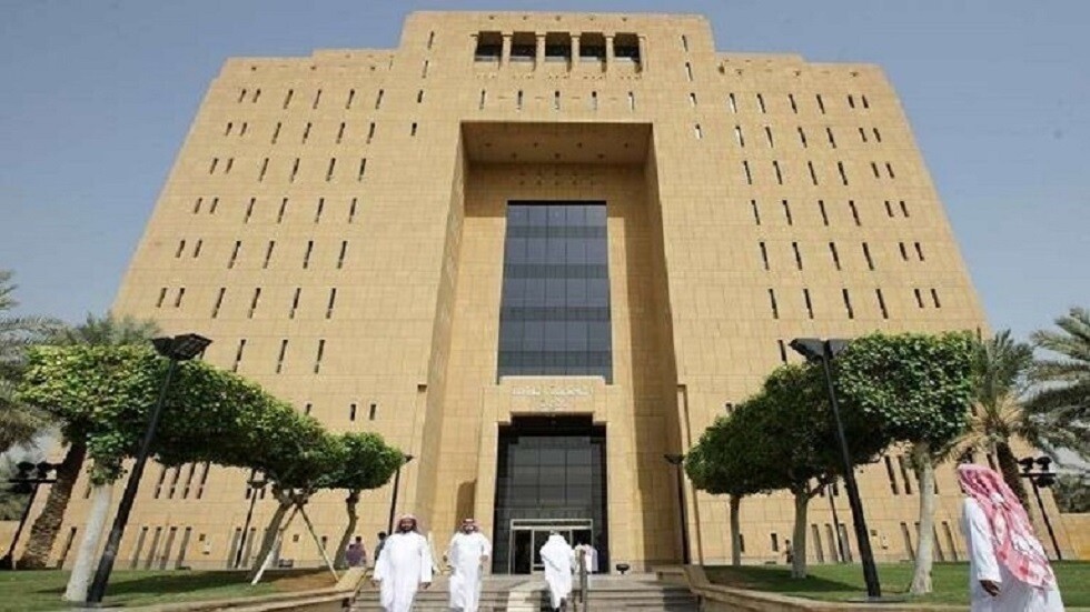 الحكم على سعودي خرج على الدولة وقتل رجال أمن