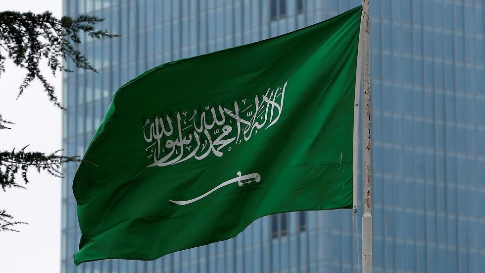 مجلس الوزراء السعودي: نقف بجانب كل ما يدعم أمن واستقرار تونس