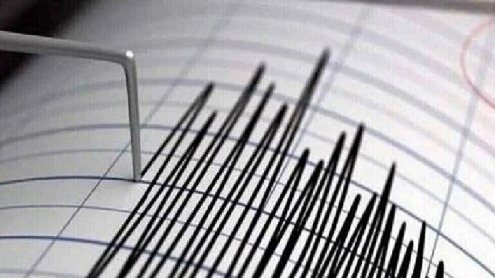 هزة أرضية بقوة 4 درجات تضرب جنوب إيران