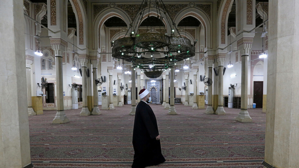 مصر تفتتح عددا كبيرا من المساجد في يوم واحد