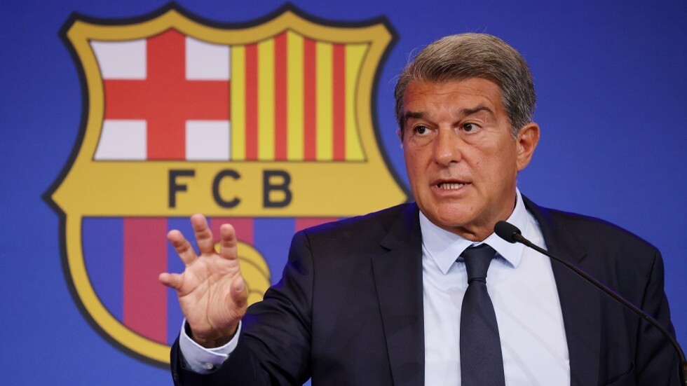 لابورتا يكشف حجم ديون برشلونة والرواتب ويصف وضعه بـ"المأساوي"
