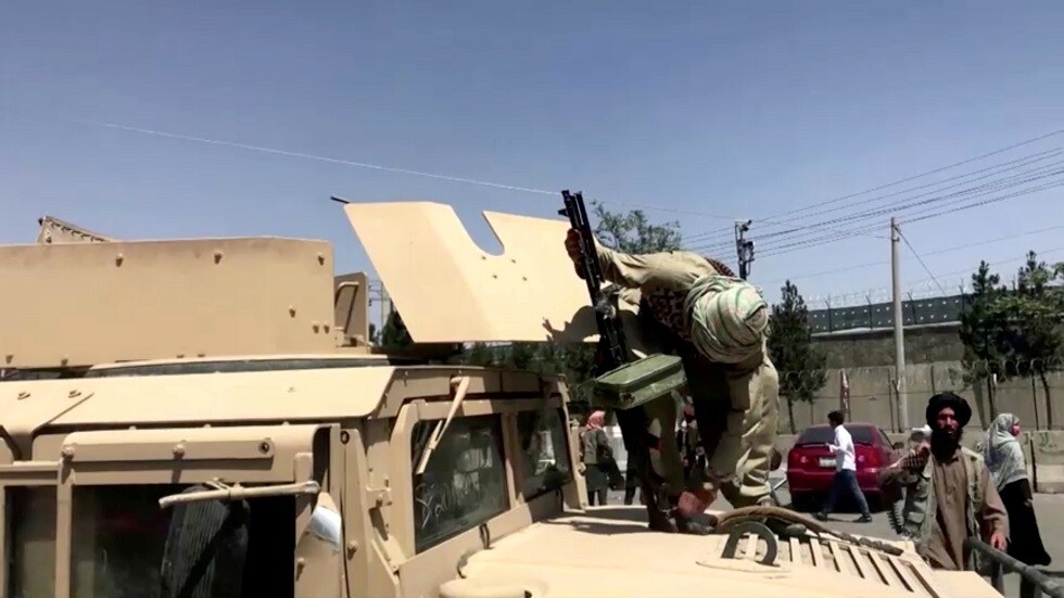 صحيفة: مخاوف بشأن المعدات والأسلحة الأمريكية التي سيطرت عليها طالبان