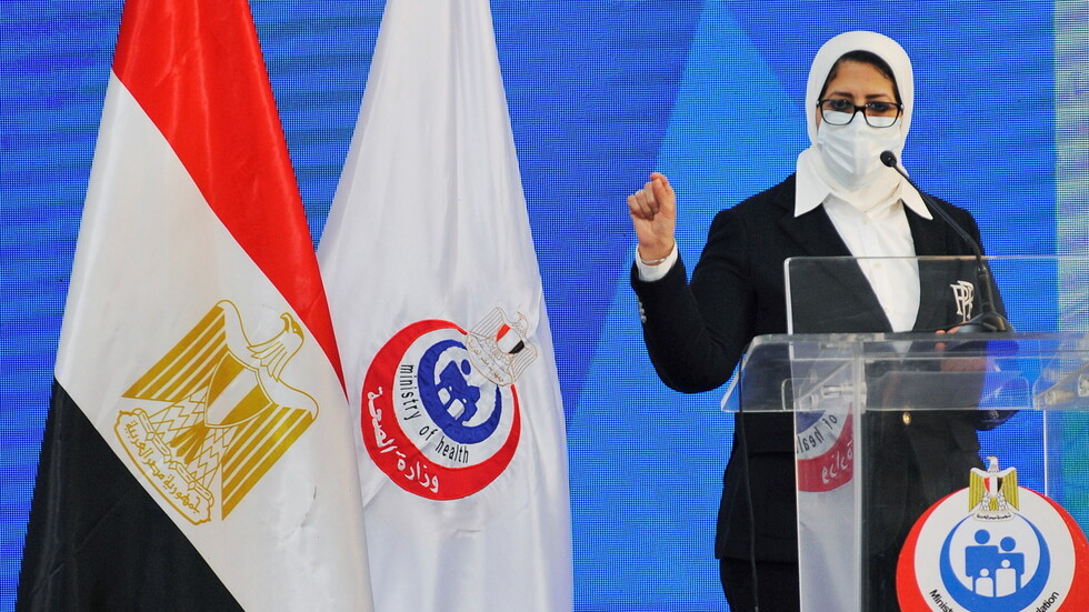 مصر.. منع العاملين بالقطاع الصحي والحكومي من دخول المؤسسات في حال عدم تلقيهم لقاح كورونا