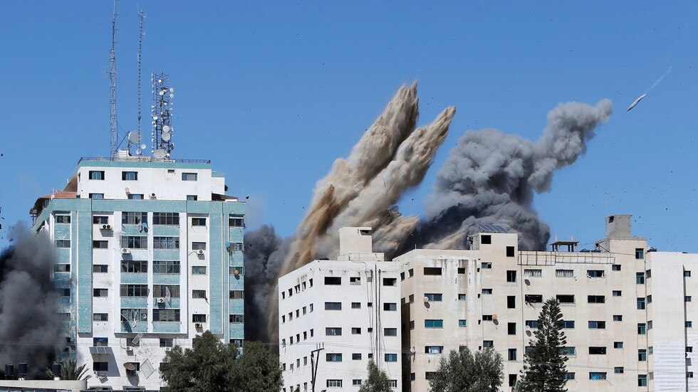 "رايتس ووتش": لا أدلة على استخدام الفصائل الفلسطينية لأبراج غزة وتدميرها قد يرقى إلى جرائم حرب