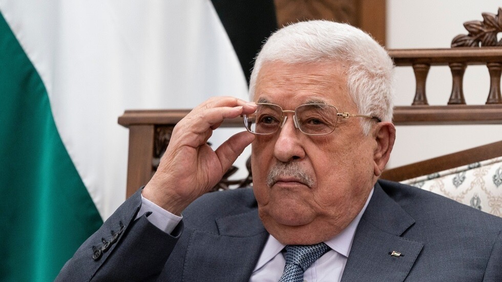 "فتح" تناقش ملفات التعديل الوزاري وإعادة إعمار غزة وجهود وقف التصعيد الإسرائيلي