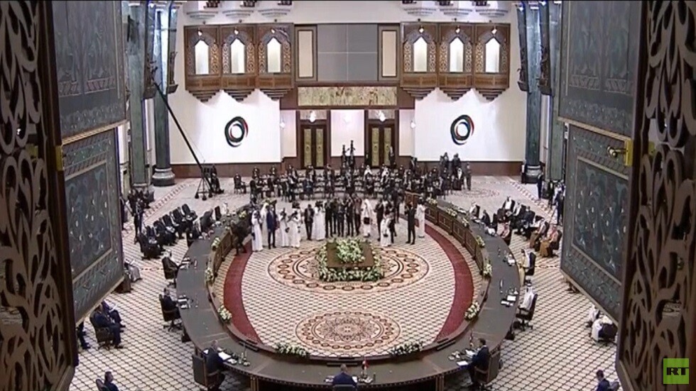 مؤتمر بغداد يدعو لعدم التدخل بشؤون الدول