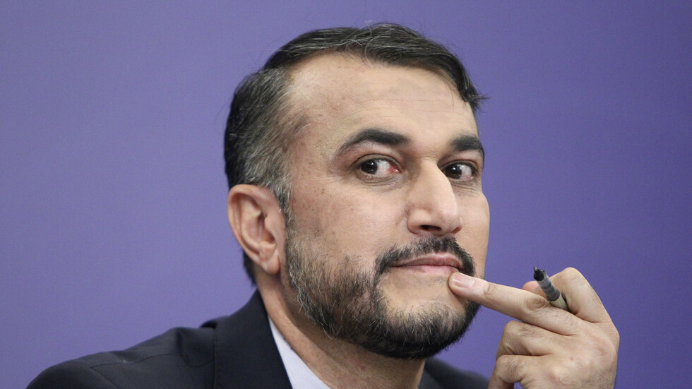عبد اللهيان: بن فرحان أكد لي أن الرياض تنتظر استقرار الحكومة الإيرانية لاستئناف التواصل مع طهران