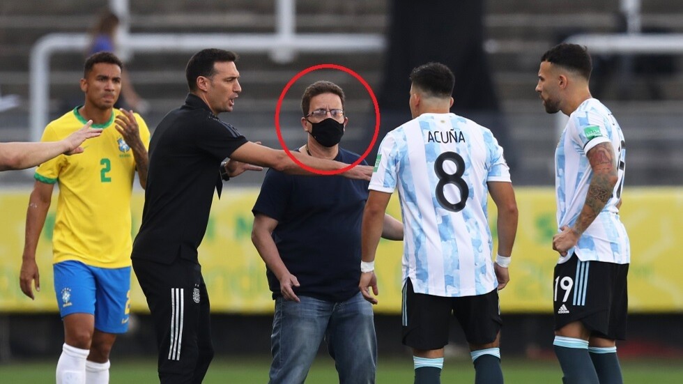 شاهد.. لحظة اقتحام مسؤول الصحة البرازيلية لإيقاف 
