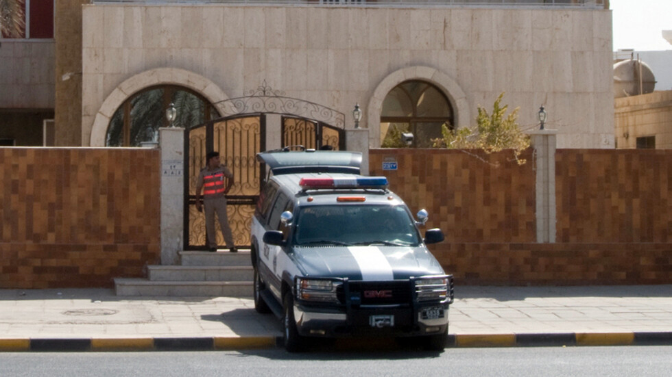 عاملة هندية ترتكب جريمة تقشعر لها الأبدان في الكويت