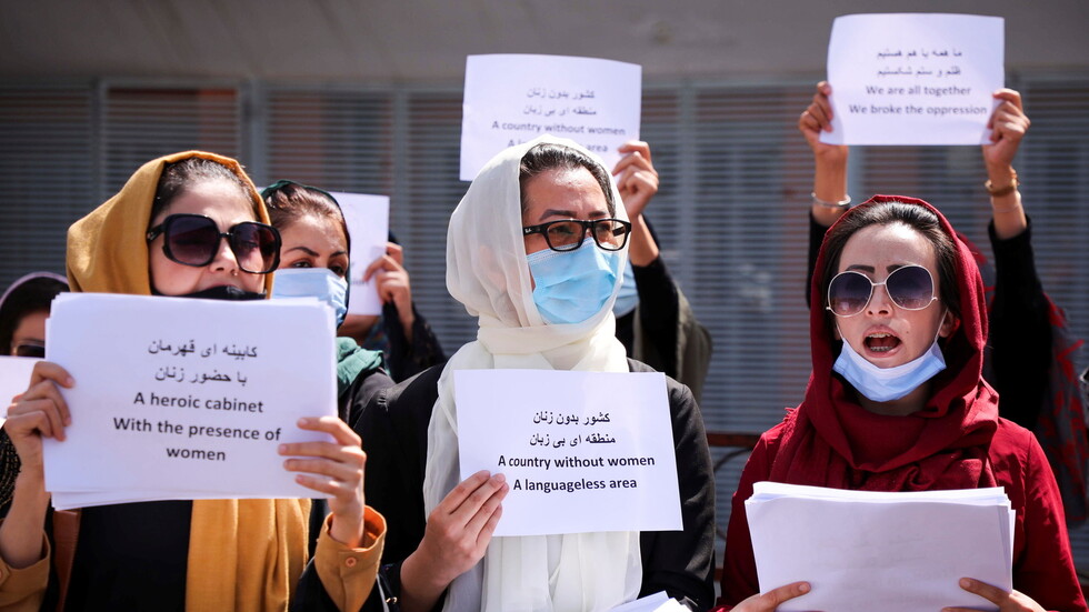 "طالبان": سنتيح مجالا للنساء في الحكومة في وقت لاحق