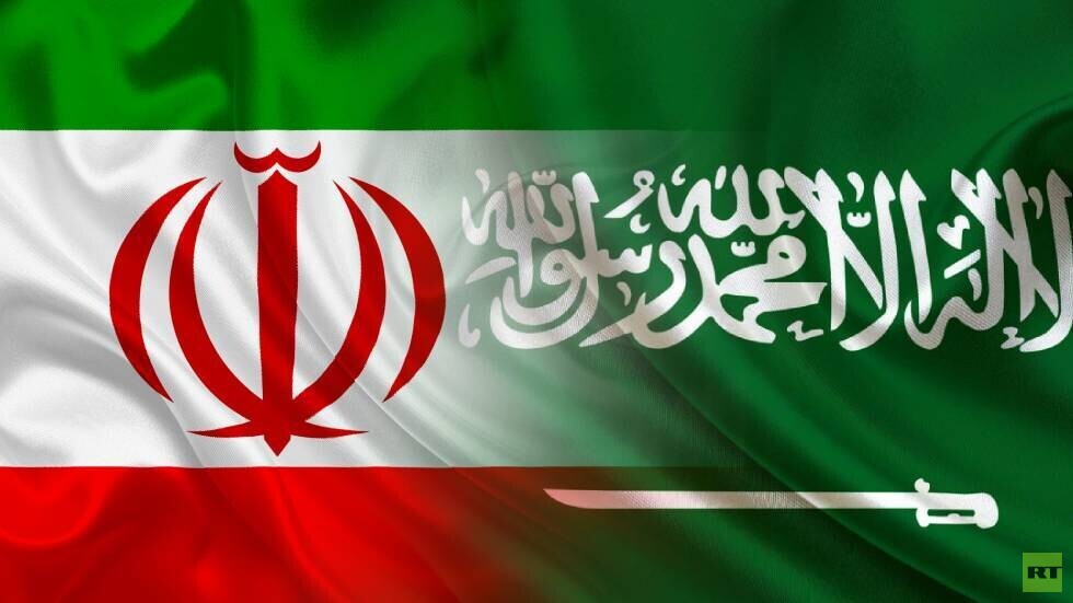 مساء اليوم.. مواجهة إيرانية سعودية كروية على "صفيح ساخن"