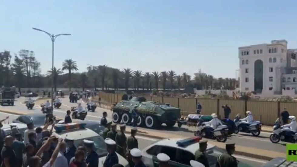 الجزائر تودع رئيسها الراحل عبد العزيز بوتفليقة إلى مثواه الأخير