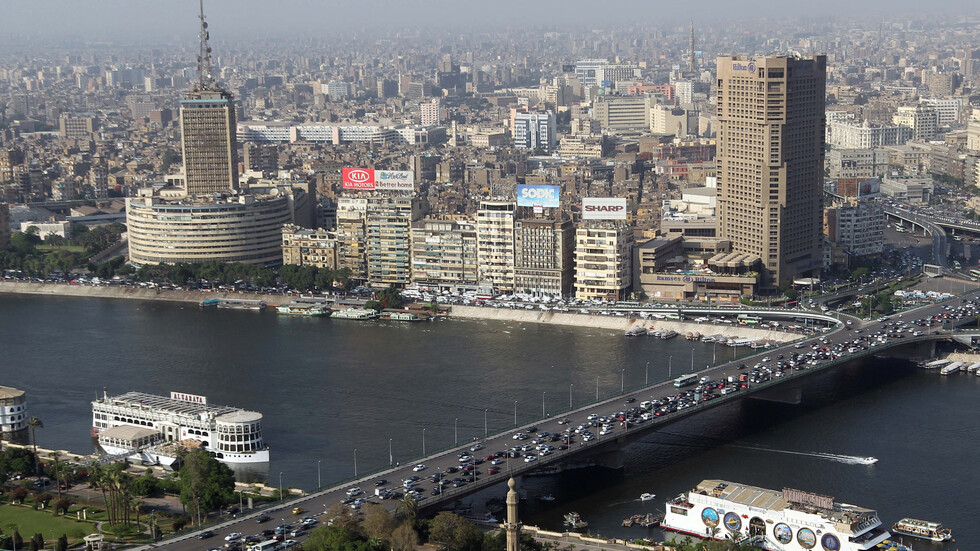 مصر.. بلاغ للنائب العام ضد فتاة "التيك توك" منة عبد العزيز بتهمة نشر "الفسق والفجور"