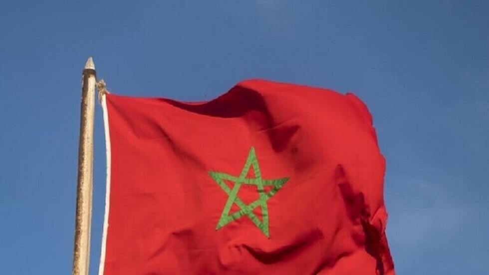 المعهد المغربي للجيوفيزياء: حدوث تسونامي إثر انفجار بركاني بجزيرة لابالما سيناريو مستبعد