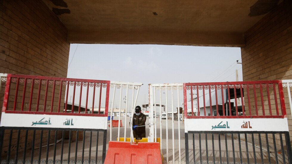 مراسلنا: فتح منفذين حدوديين لإدخال الزائرين الإيرانيين إلى العراق