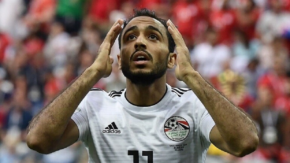 كهربا يتعرض لسخرية واسعة بسبب رد فعله لدى تلقيه اللقاح ضد كورونا (فيديو وصور)