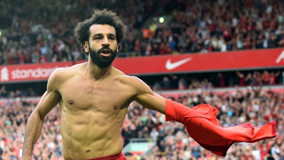 صخرة دفاع مانشستر يونايتد السابق فرديناند: صلاح قاتل.. ويدمر اللاعبين