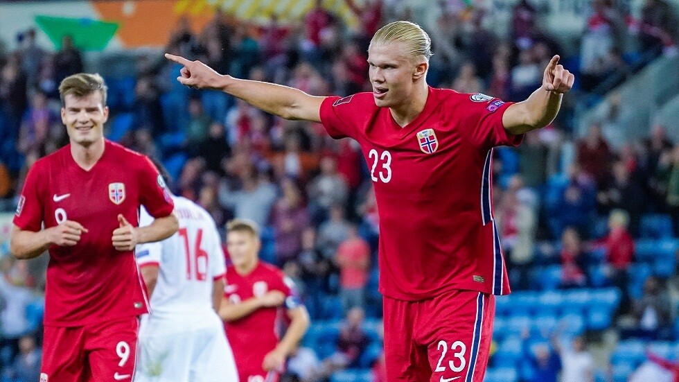 هالاند يغيب عن منتخب النرويج خلال مواجهتي تركيا والجبل الأسود ضمن تصفيات مونديال "قطر 2022"