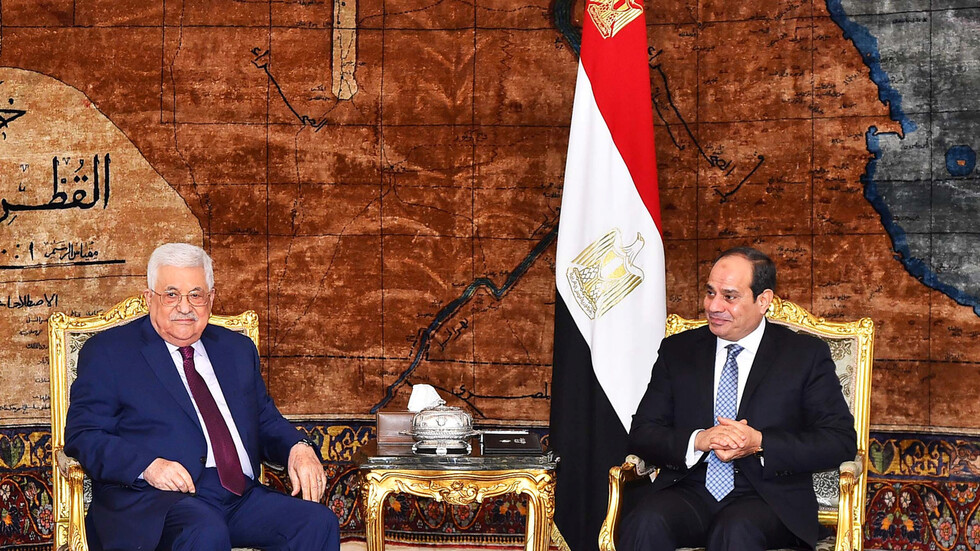 السيسي لعباس: نهدف لإعادة الحيوية لملف عملية السلام لاستعادة حقوق الشعب الفلسطيني