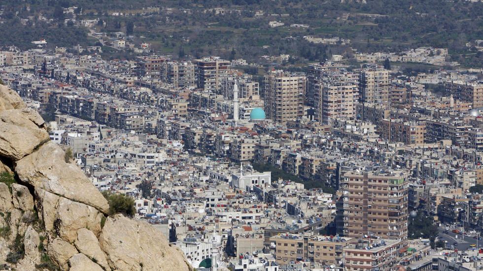 مزاعم عن احتجاز الموساد جنرالا إيرانيا في دمشق تحدث صدى في إسرائيل ومسؤولون سابقون يعلقون
