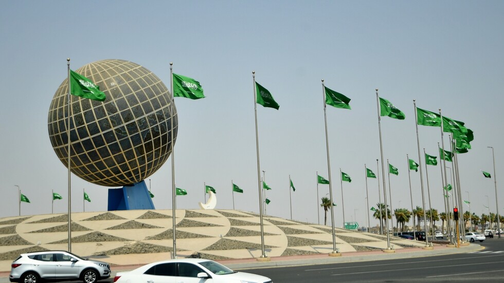 السعودية..سحب أكثر من 4400 سيارة "مازدا" حديثة