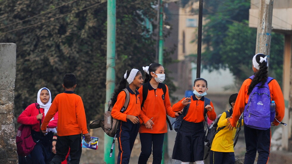 مصر.. حبس عامل بمدرسة في الإسكندرية بتهمة محاولة هتك عرض طالبة