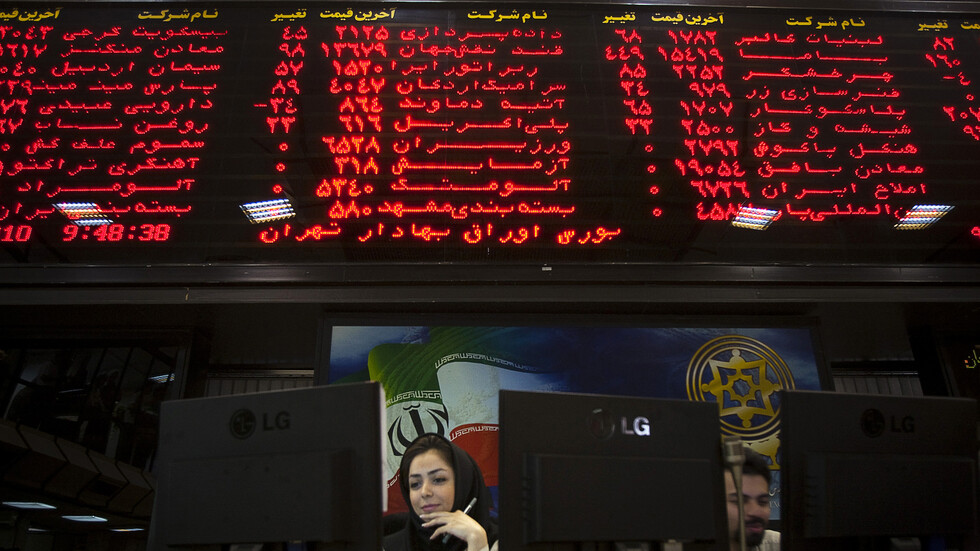 إغلاق بورصة طهران بسبب ديون ومسؤول إيراني ينفي ذلك