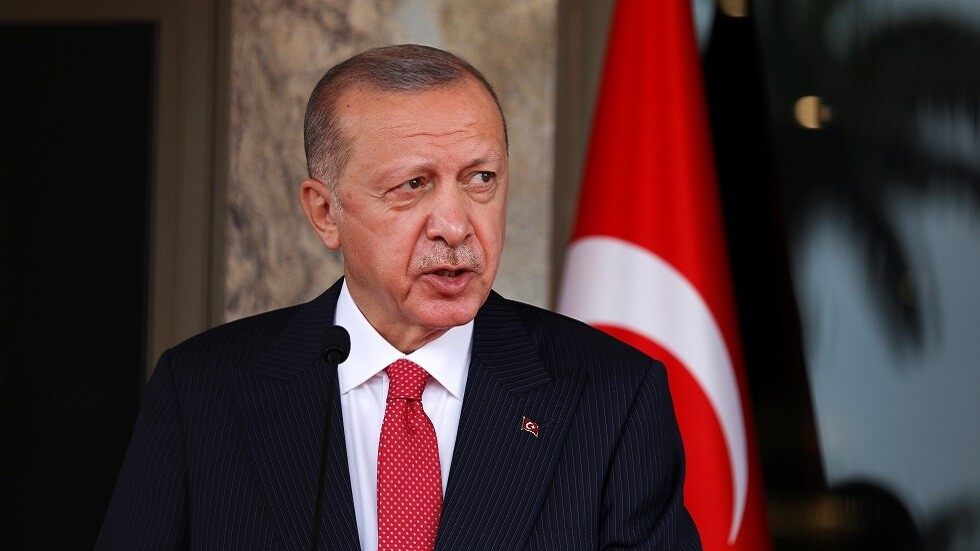 أردوغان: أمرت بإعلان 10 سفراء "أشخاصا غير مرغوب فيهم"