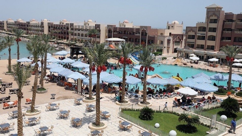 مسؤول مصري: الفنادق تعود للعمل بكامل طاقتها الاستيعابية