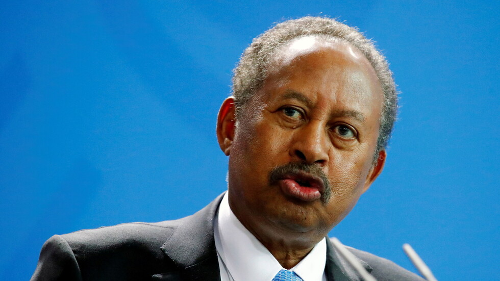 وزارة الإعلام السودانية: حمدوك يطلب التمسك بالسلمية والدفاع عن الثورة من مكان إقامته الجبرية