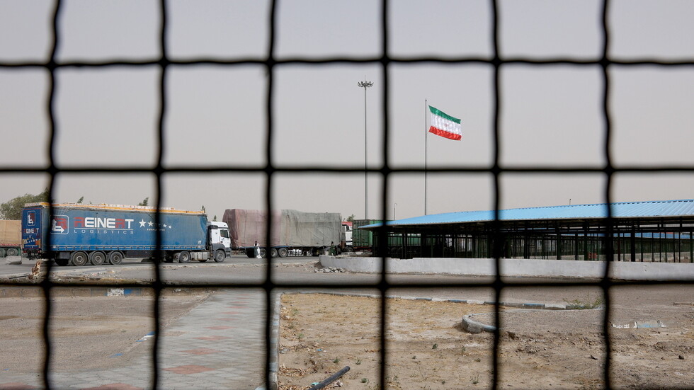 إيران تفتح حدودها أمام السياح الأجانب