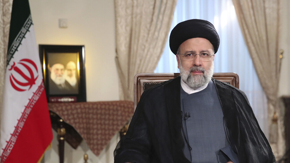 الرئيس الإيراني: الهجوم الإلكتروني على نظام توزيع المحروقات يهدف لإحداث فوضى بالبلاد