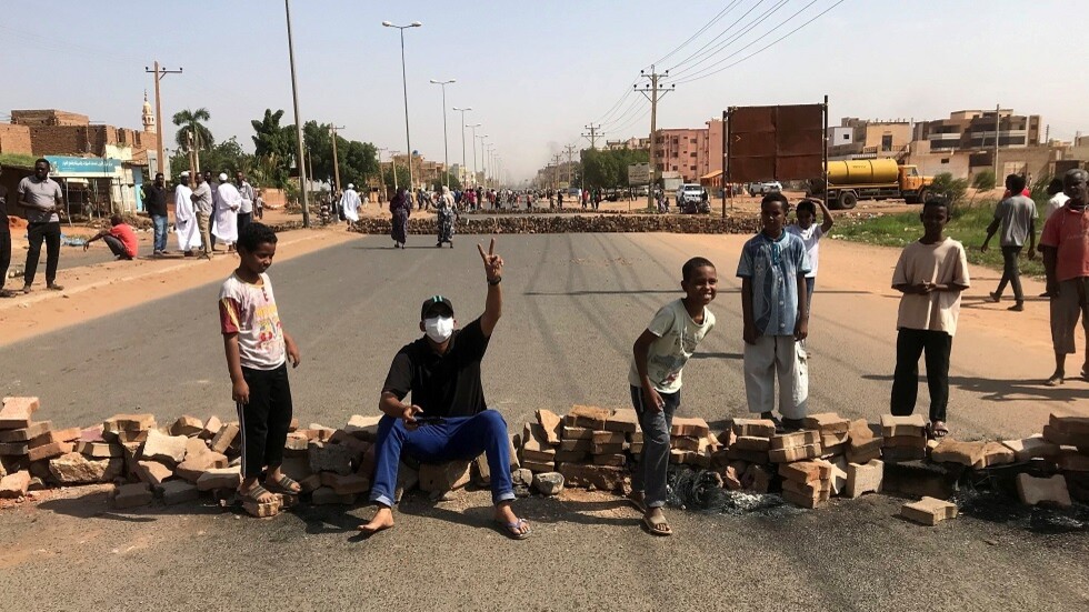 تجمع المهنيين السودانيين يطالب بـ"إسقاط المجلس العسكري" وحل قوات الدعم السريع