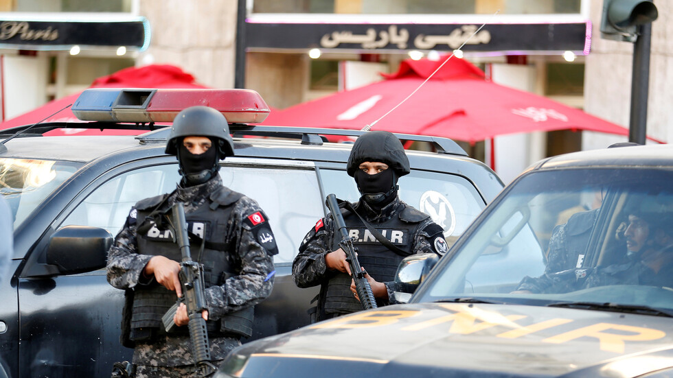 الأمن التونسي يفكك خلية تابعة لـ"داعش" خططت لشن هجمات