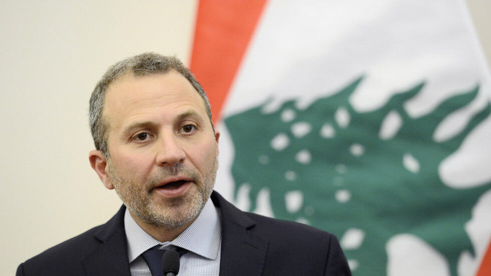 "الوطني الحر": الأزمة مع الخليج تتطلب من الجميع مراجعة ذاتية ويجب تحييد لبنان عن الصراعات الخارجية
