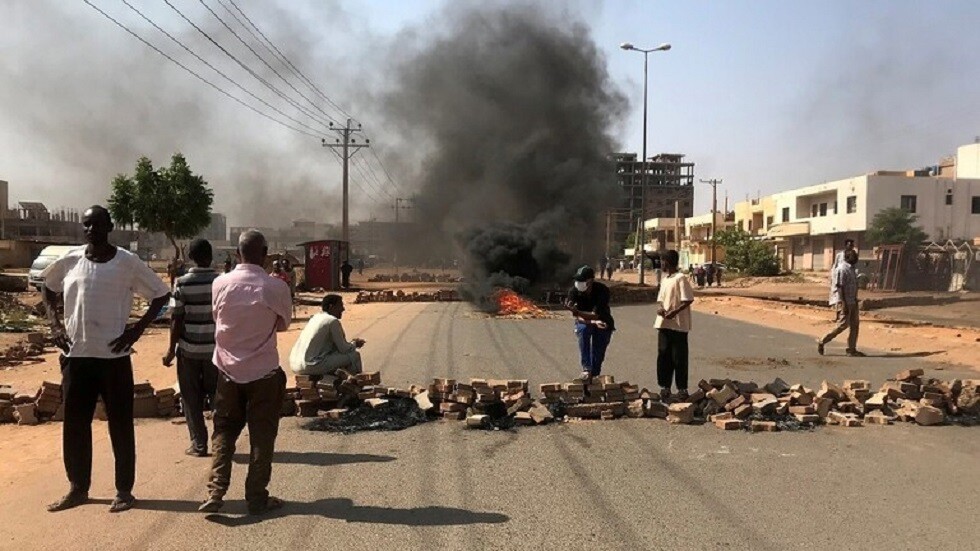لجنة أطباء السودان المركزية: مقتل شخصين في منطقة أم درمان برصاص قوات الأمن