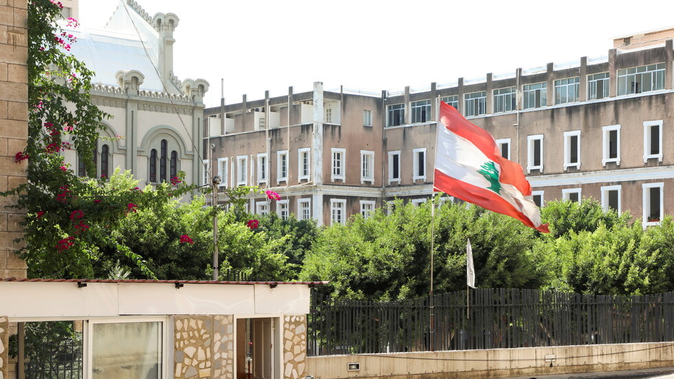 الخارجية اللبنانية تدين محاولة الاعتداء على السعودية