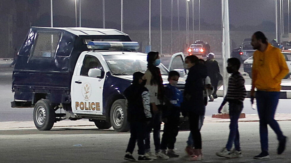 مصر.. تفاصيل جديدة "صادمة" حول واقعة الابن العاق قاتل والديه في الإسكندرية