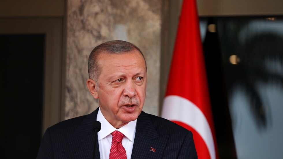 أردوغان يعلن إلغاء بعض الرسوم الكهربائية لمساعدة المستهلكين