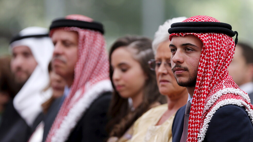 بالصور.. ولي العهد الأردني يلتقي شيخ الأزهر في مصر