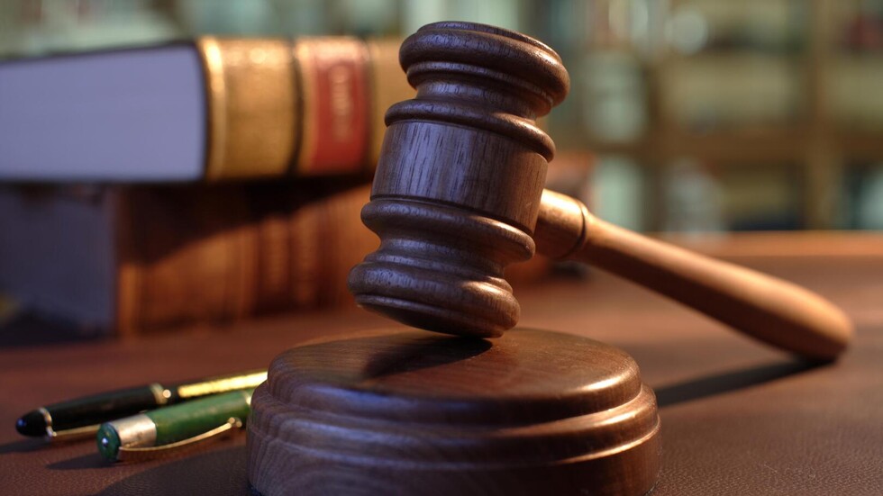 إيطاليا.. صدور مذكرة توقيف بحق جد الطفل الإسرائيلي الناجي في حادث أودى بحياة والديه