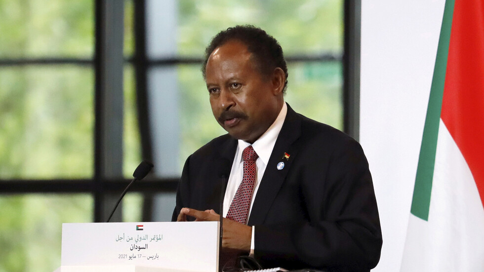 حمدوك يعفي المدير العام للشرطة السودانية ونائبه