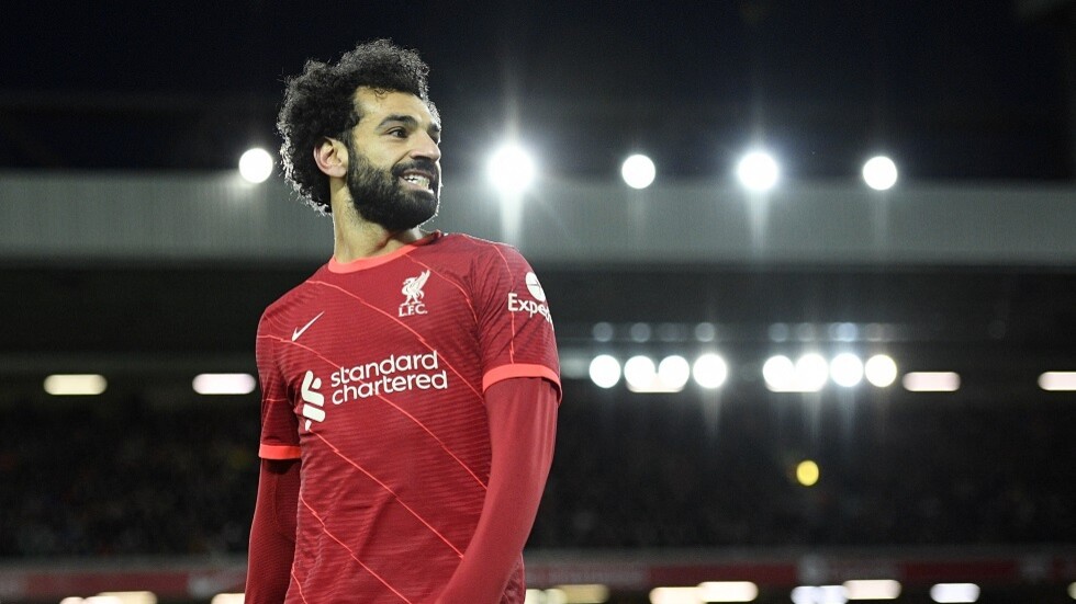 شاهد.. جوتا يحرم محمد صلاح من هدفين