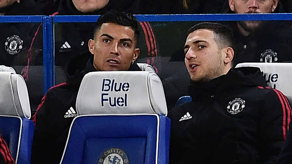 مدرب مانشستر يونايتد المؤقت يتحمل مسؤولية قرار وضع رونالدو على دكة البدلاء