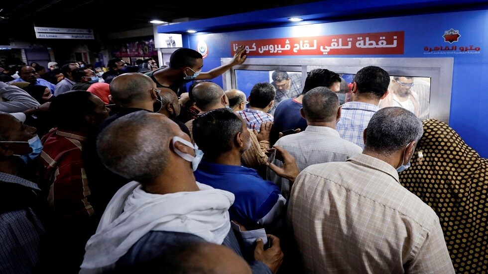 مصر تسجل 871 إصابة و43 وفاة جديدة بفيروس كورونا