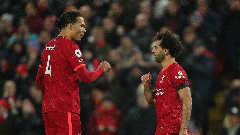شاهد.. محمد صلاح يقود ليفربول للفوز على فريق أسطورته جيرارد