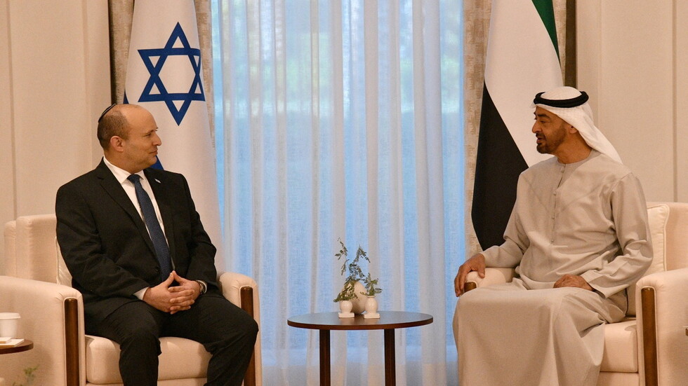محمد بن زايد يستقبل نفتالي بينيت (فيديو)