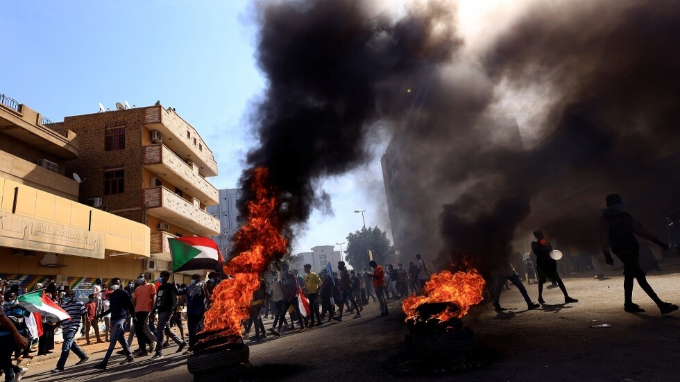 الصحة السودانية: إصابة 123 شخصا في احتجاجات يوم الأحد