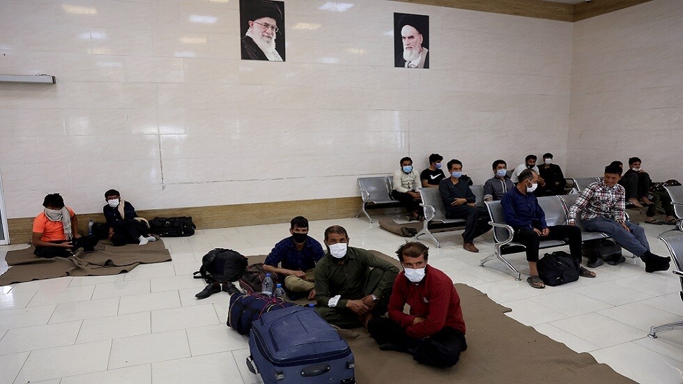 طهران: 700 ألف أفغاني دخلوا هذا العام وعلى الدول الأوروبية مشاركتنا الأعباء