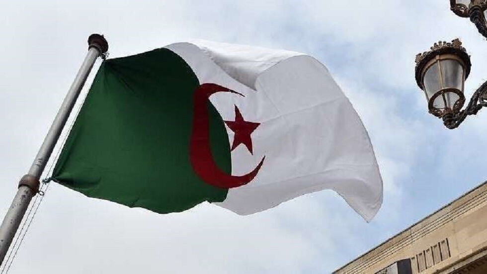 ارتفاع إصابات ووفيات كورونا في الجزائر